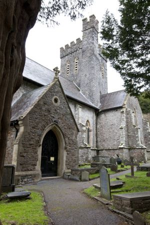 laugharne church sm.jpg